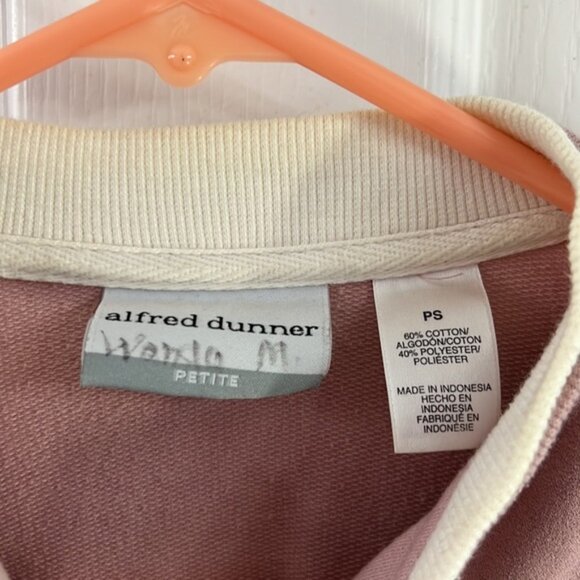 Pink Sweater - Picture 3 of 6